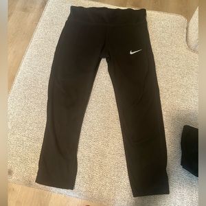 Nike Womens Power Essential Mid Rise Running Crop Pants